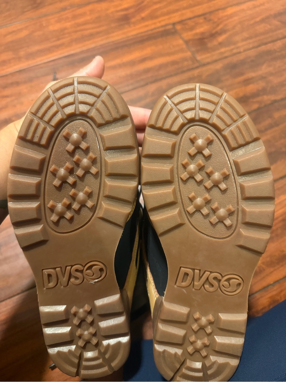 DVS Men’s High-Top Sneaker in Wheat and Black sizes 7 new with out tags - Picture 7 of 10